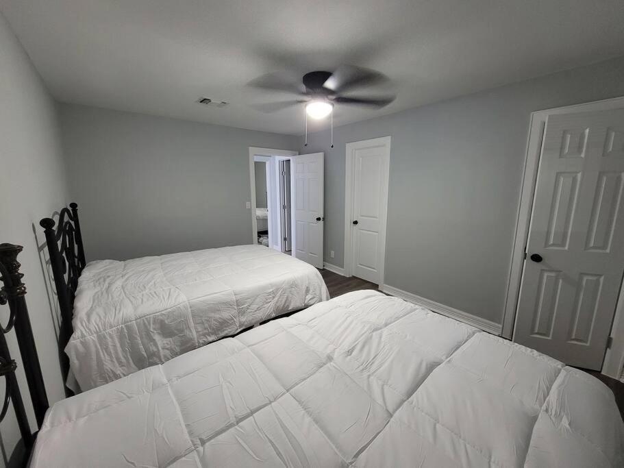 77072 New Remodeled Cute Townhome Sw Хюстън Екстериор снимка