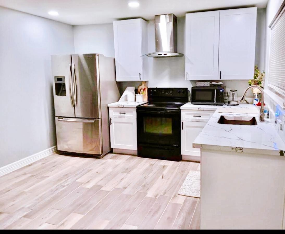 77072 New Remodeled Cute Townhome Sw Хюстън Екстериор снимка